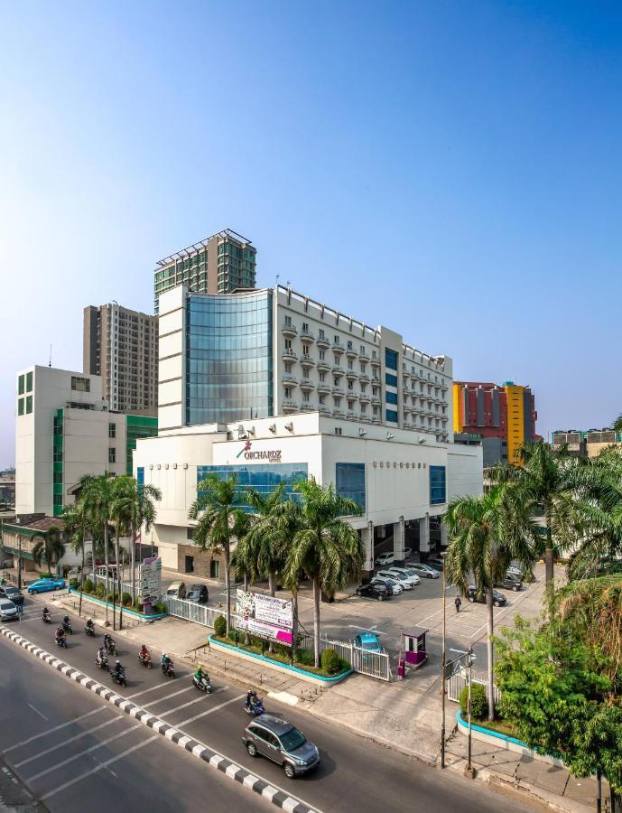 Orchardz Hotel Industri Jakarta Kemayoran Exterior photo